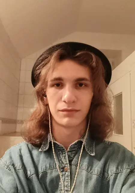 Виктор з Кам’янця-Подільського, шукаю на сайті знайомства на одну ніч