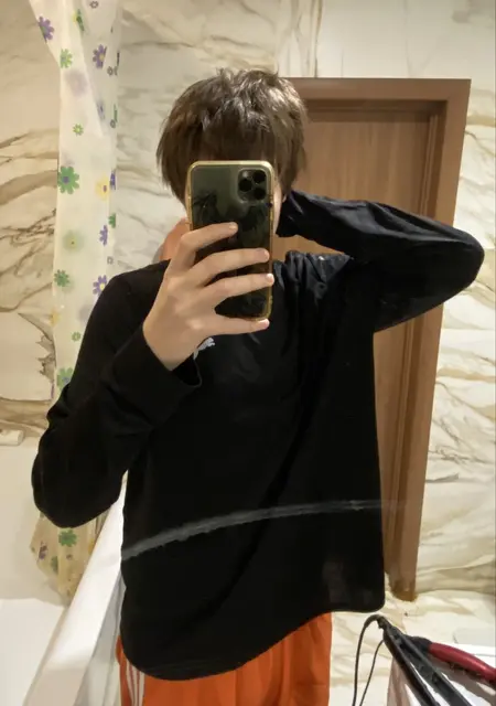 Артем из Каменского, мне 18, познакомлюсь для общения