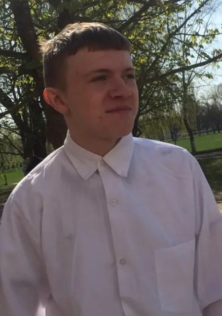 Я Даниил, 20, из Кормы, ищу знакомства на одну ночь