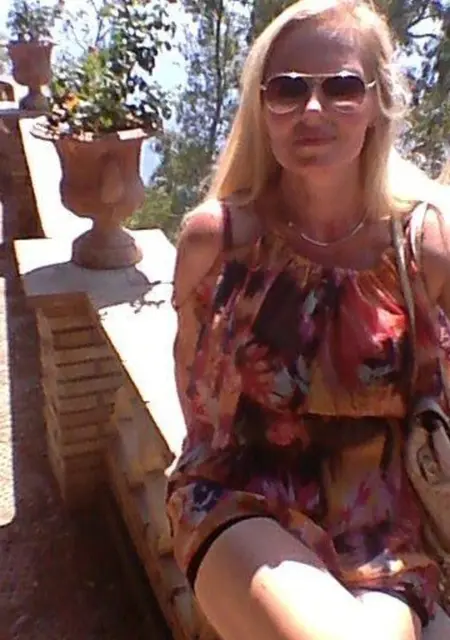 Я Asia, 45, из Браила, ищу знакомства без обязательств