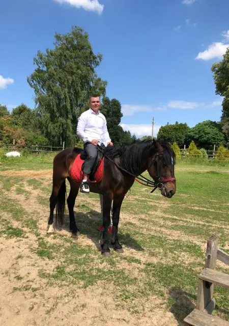 Я Денис, 23, из Лиды, ищу знакомства на одну ночь