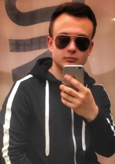 Паша из Кобрина, мне 27, познакомлюсь без обязательств