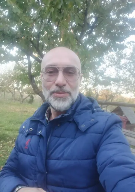 Я Олеся, 40, из Калиновки, ищу знакомства на одну ночь