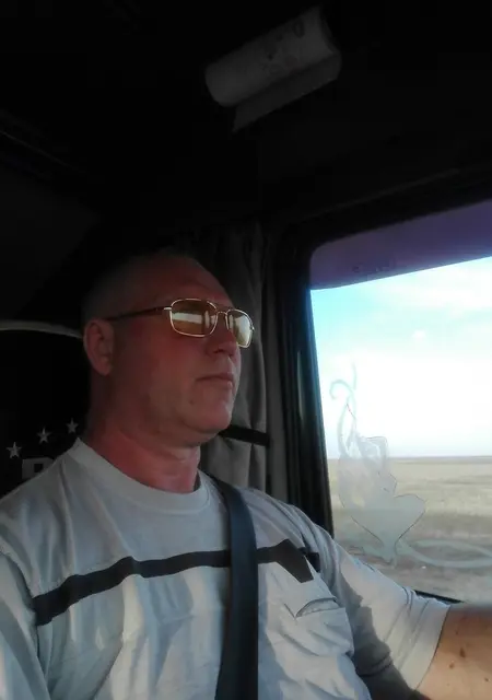 Я Сергей, 53, из Актобе, ищу знакомства без обязательств