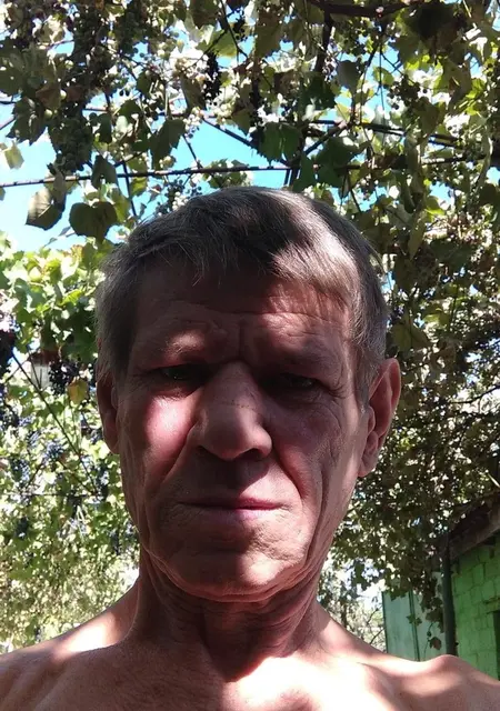 Я Николай, 48, знакомлюсь на одну ночь в Вознесенске