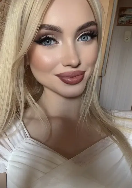 Я Алина, 20, знакомлюсь для совместных путешествий в Могилёве