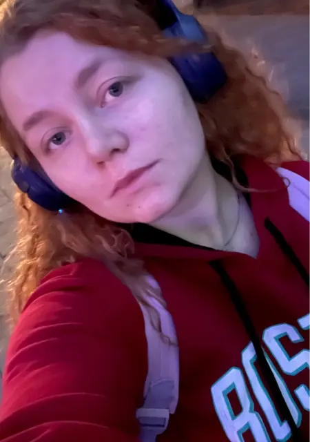 Kasandra з Дніпра, шукаю на сайті спілкування