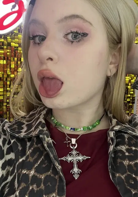 Таня из Минска, ищу на сайте общение