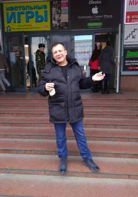 Я Vova, 54, знакомлюсь без обязательств в Жодино