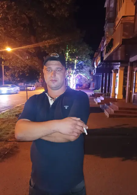 Андрій з Кропивницького, мені 30 років, познайомлюсь без зобов'язань