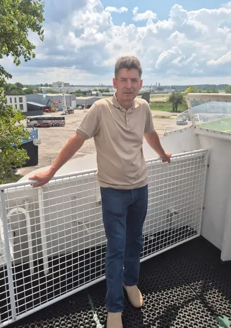 Я Александр, 61, из Усть-Каменогорска, ищу знакомства без обязательств