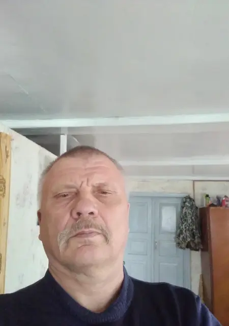 Сергей из Новолукомля, ищу на сайте знакомства на одну ночь
