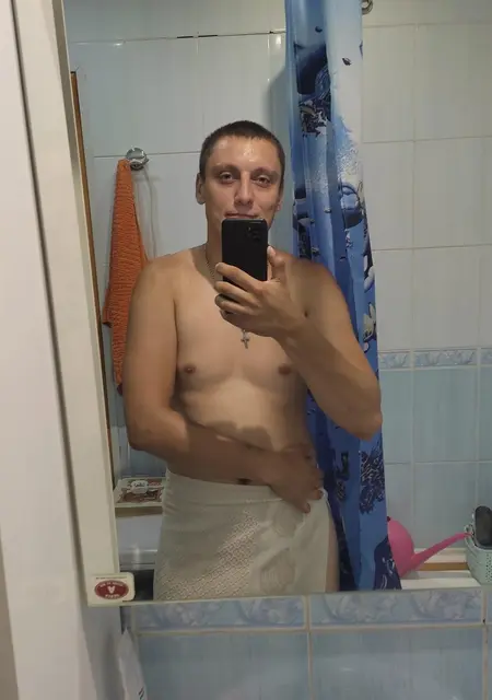 Я Костя, 32 років, знайомлюсь на одну ніч у Першотравенськ