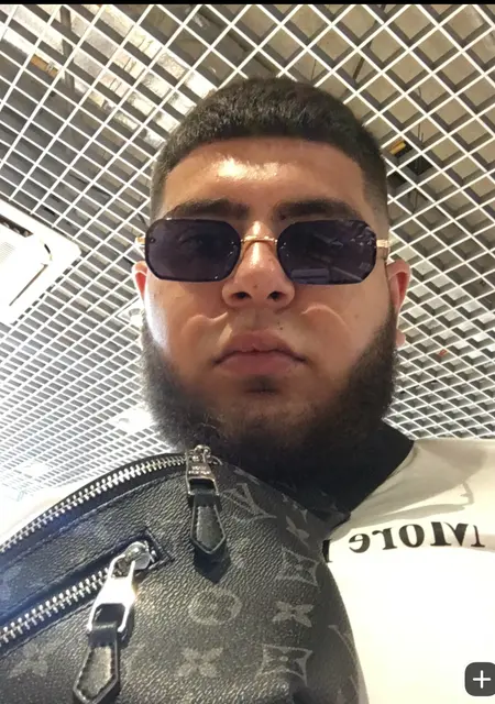 Давид из Жашкова, ищу на сайте знакомства на одну ночь