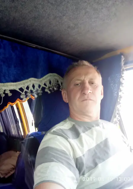 Валер из Червеня, мне 58, познакомлюсь без обязательств