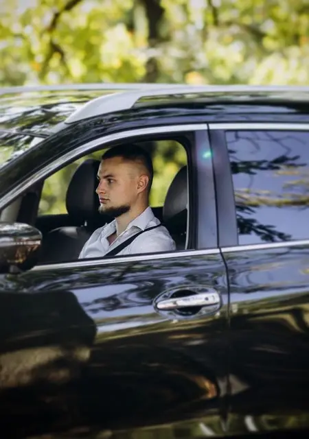 Я Ярослав, 23 років з Кропивницького, шукаю знайомства без зобов'язань