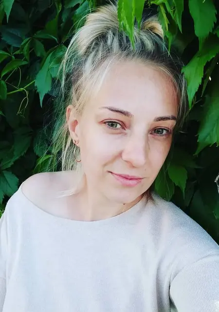 Я Татьяна, 45, из Барановичей, ищу знакомство для приятного времяпровождения