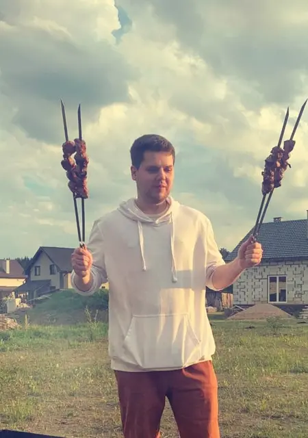 Андрей из Островца, ищу на сайте приятное времяпровождение