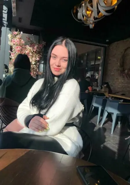 Я Sonya, 23 років з Кривий Ріг, шукаю знайомство для вірт