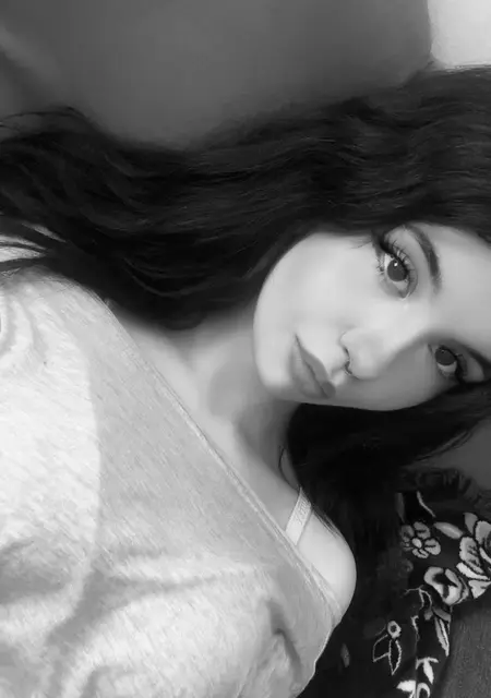 Оля з Дніпро, мені 19 років, познайомлюсь без зобов'язань