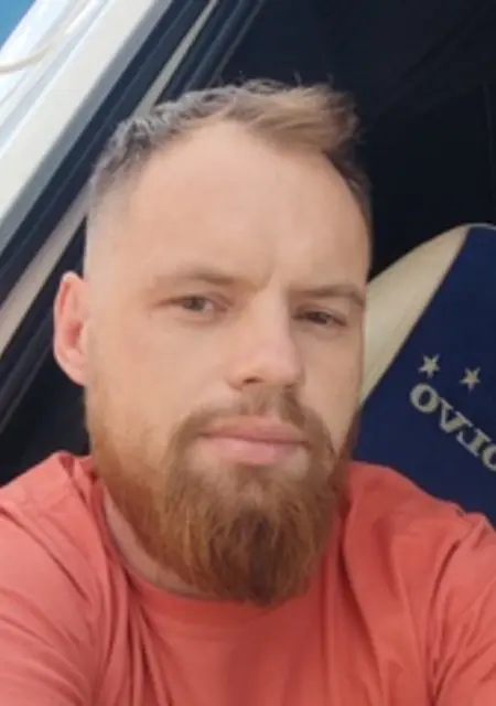 Я Андрей, 34, из Осиповичей, ищу знакомства без обязательств