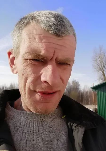 Я Сергей Дынишкин, 43, из Могилёва, ищу знакомства без обязательств