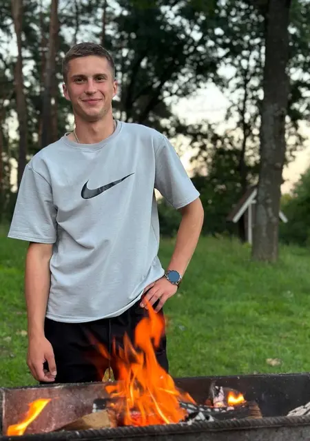 Я Денис, 30, знакомлюсь без обязательств в Дятлово