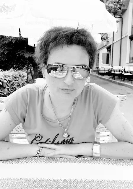 Я Рената, 45 років, знайомлюсь для дружби у Дрогобиче