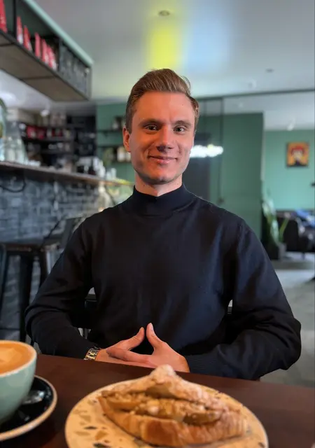 Vlad из Калинковичей, ищу на сайте знакомства на одну ночь