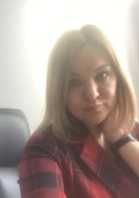 Анель из Астаны, ищу на сайте знакомства без обязательств