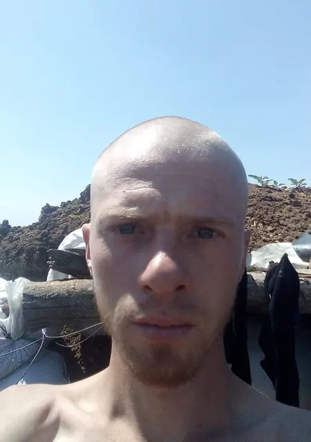 Женя из Никополя, ищу на сайте знакомства на одну ночь