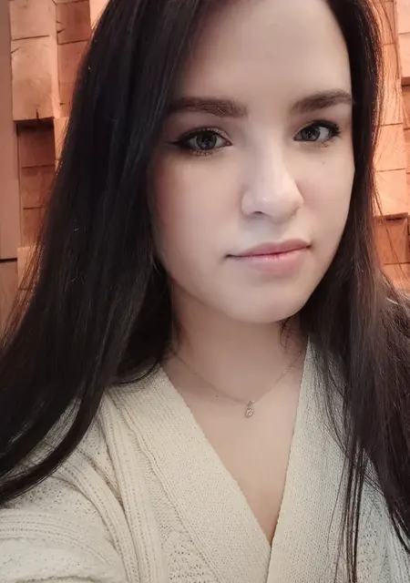 Я Алина, 31, из Днепра, ищу знакомство для приятного времяпровождения